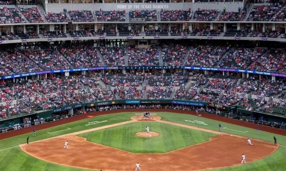 Το πρώτο γήπεδο στην εποχή του κορονοϊού σε αγώνα μπέιζμπολ